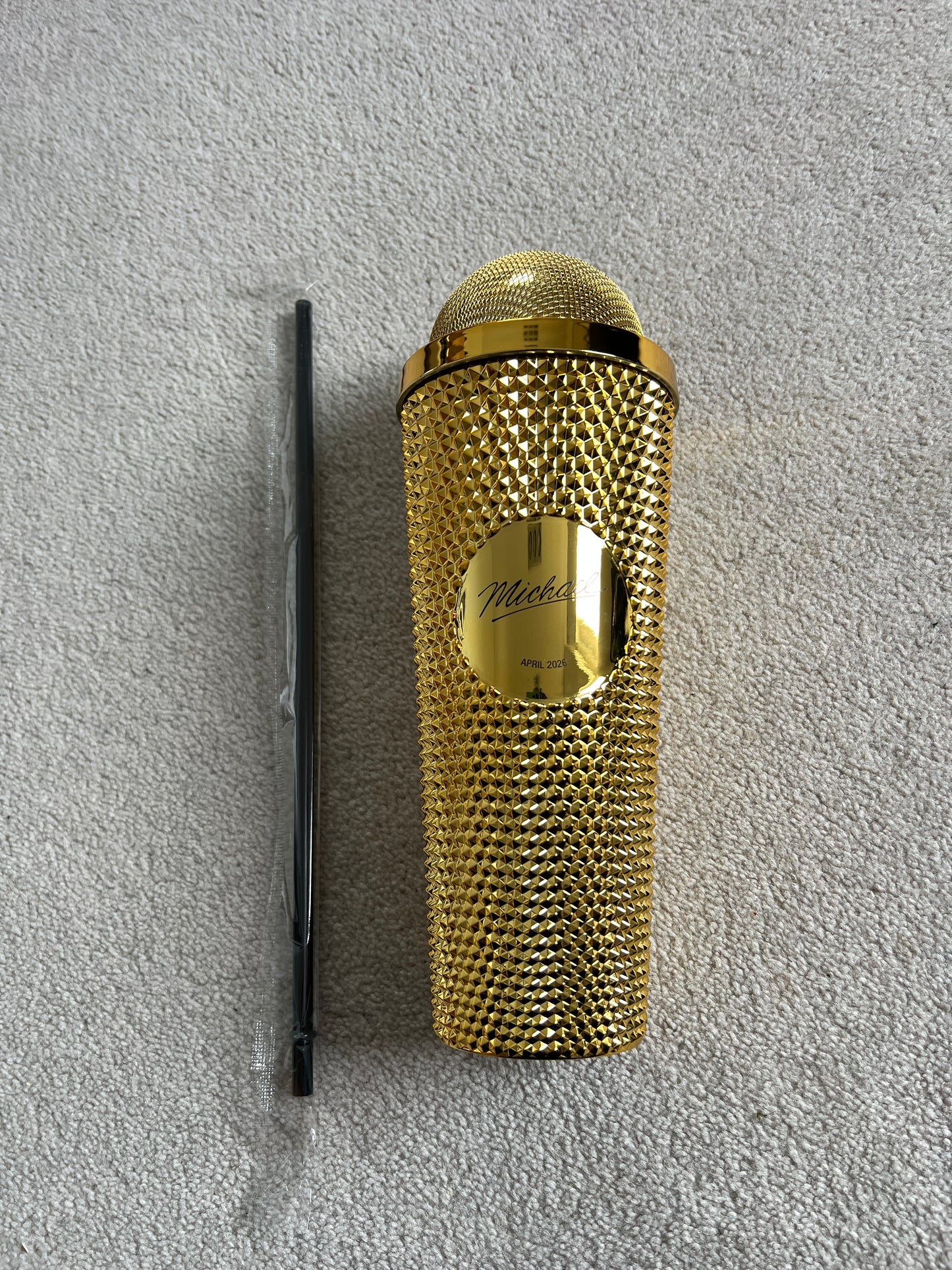 Michael Jackson Movie Microphone Cup Tumbler Gold Cinema SHIP INTERNATIONAL ✅