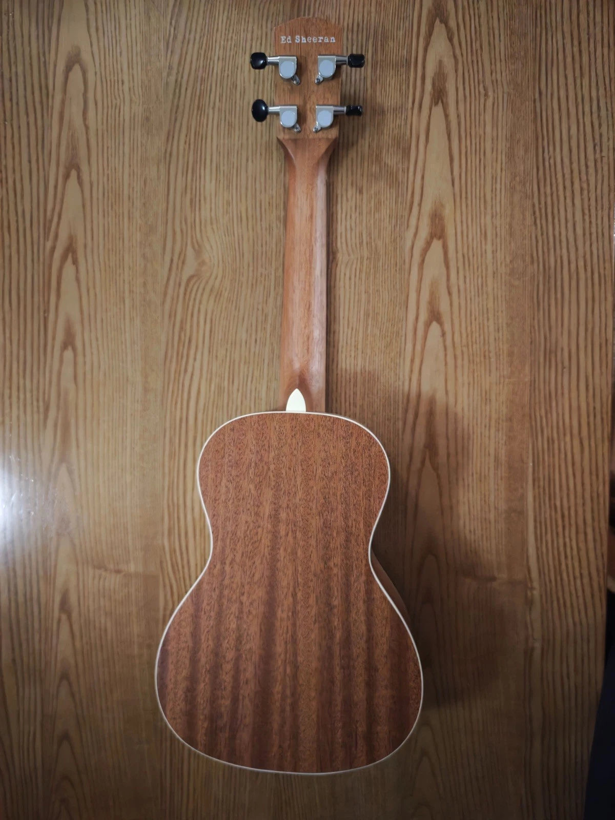 Ed Sheeran 2017 Divide Ukulele