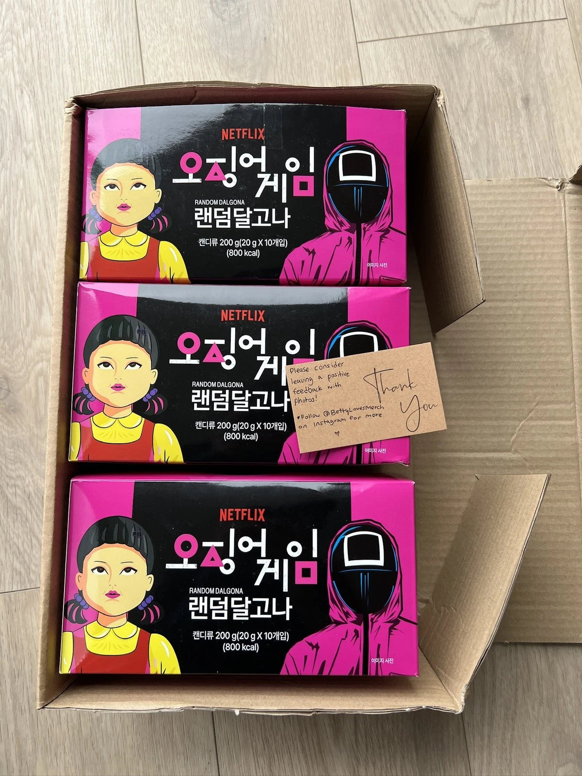 Official Squid Game Dalgona Cookie Candy x 1 FULL Box Of Random Korean Candy+Tin